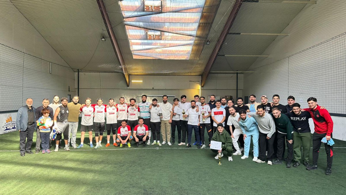 Leverkusen’de kardeşlik kazandı: DİTİB camiler arası futbol turnuvası büyük ilgi gördü