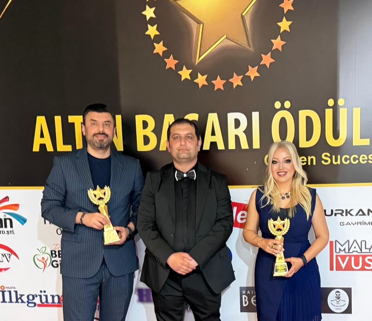 ALTIN BAŞARI ÖDÜLLERİ SAHİPLERİNİ BULDU!