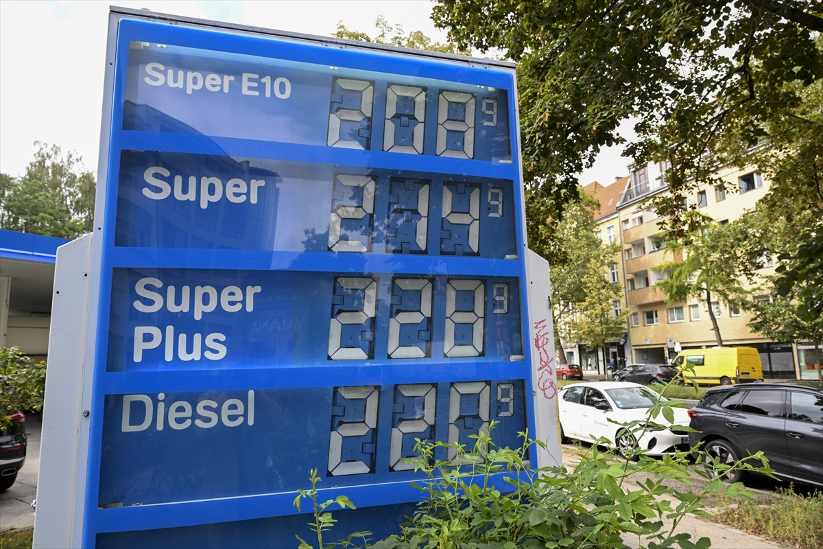 Almanya'da motorin fiyatları hızlı yükselişini sürdürüyor