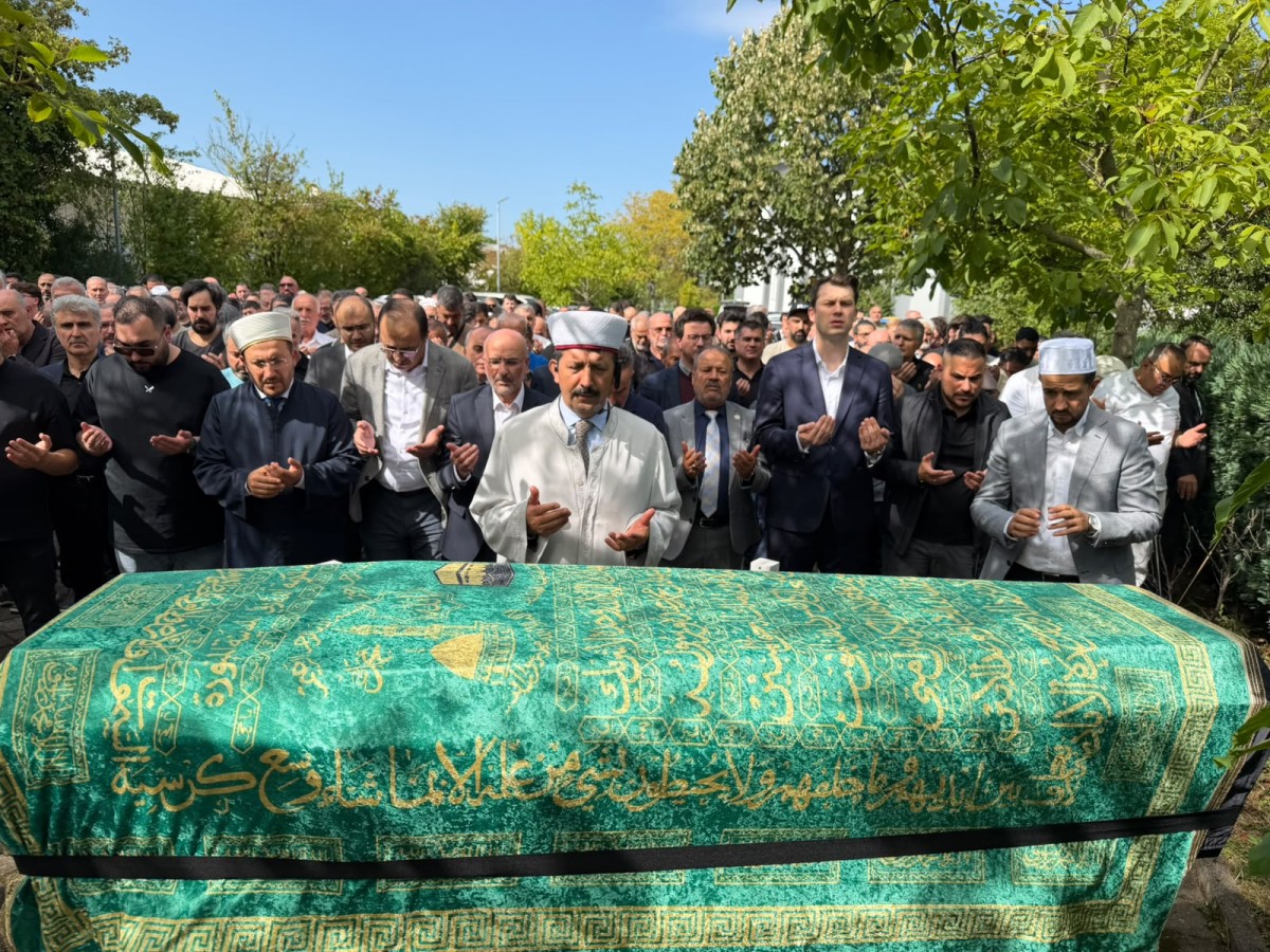 Birinci nesil büyüklerimizden Sebahattin Akyol ebediyete uğurlandı